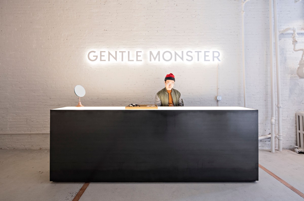 rafael-de-cardenas-gentle-monster-soho-flagship-4