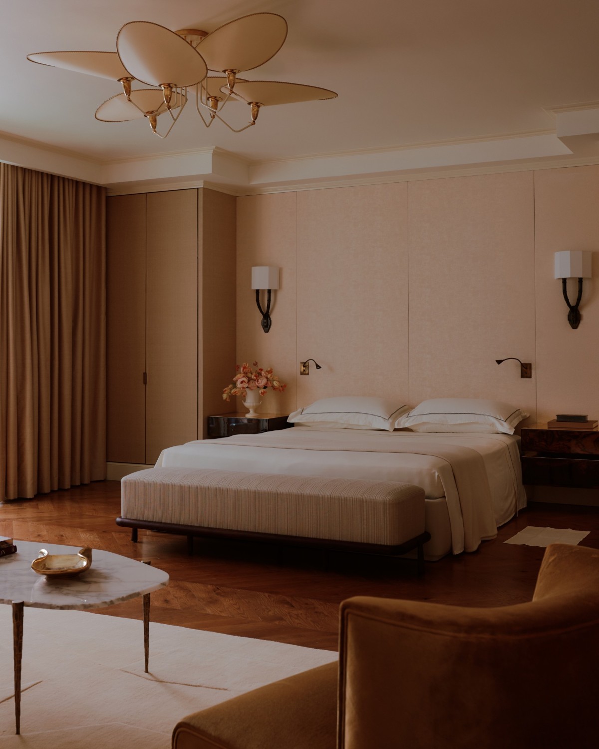 rdc_lenox-hill-townhouse_primary-bedroom_1